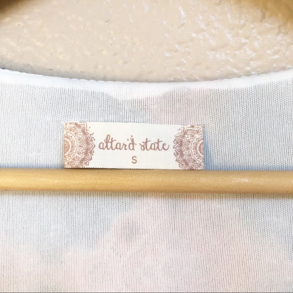 🆕 altar’d state long bell sleeve shift dress - Picture 6 of 7